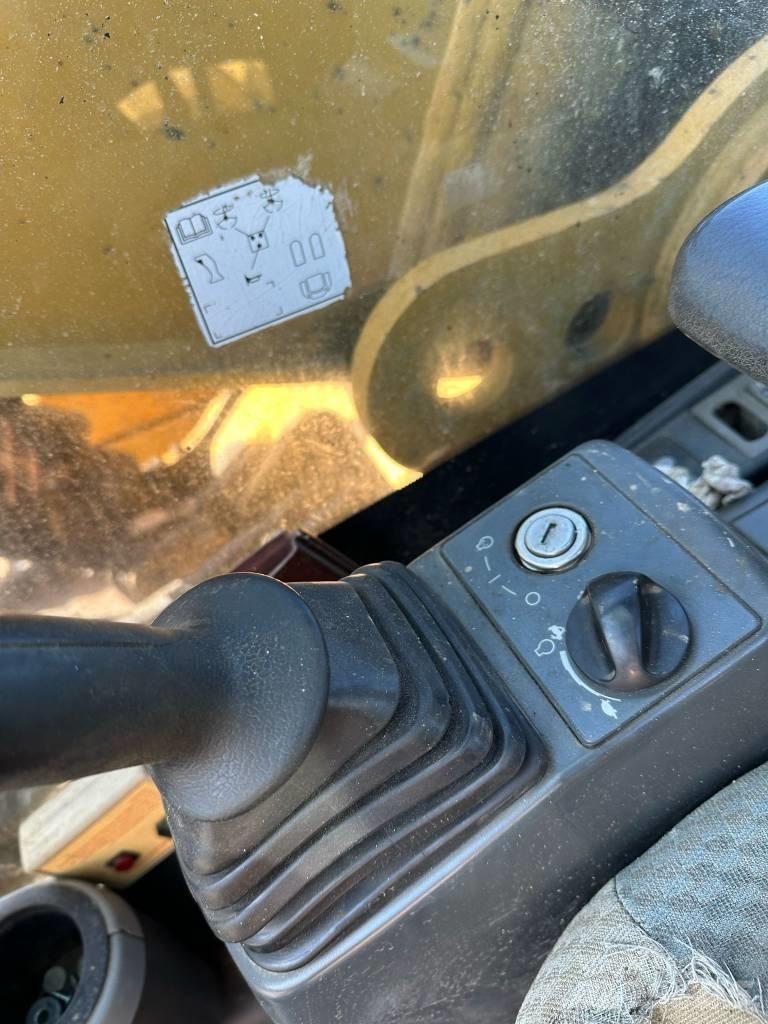 CAT 325DL Escavatori cingolati