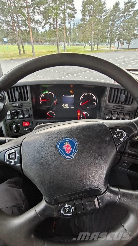 Scania G 440 Camion con gancio di sollevamento