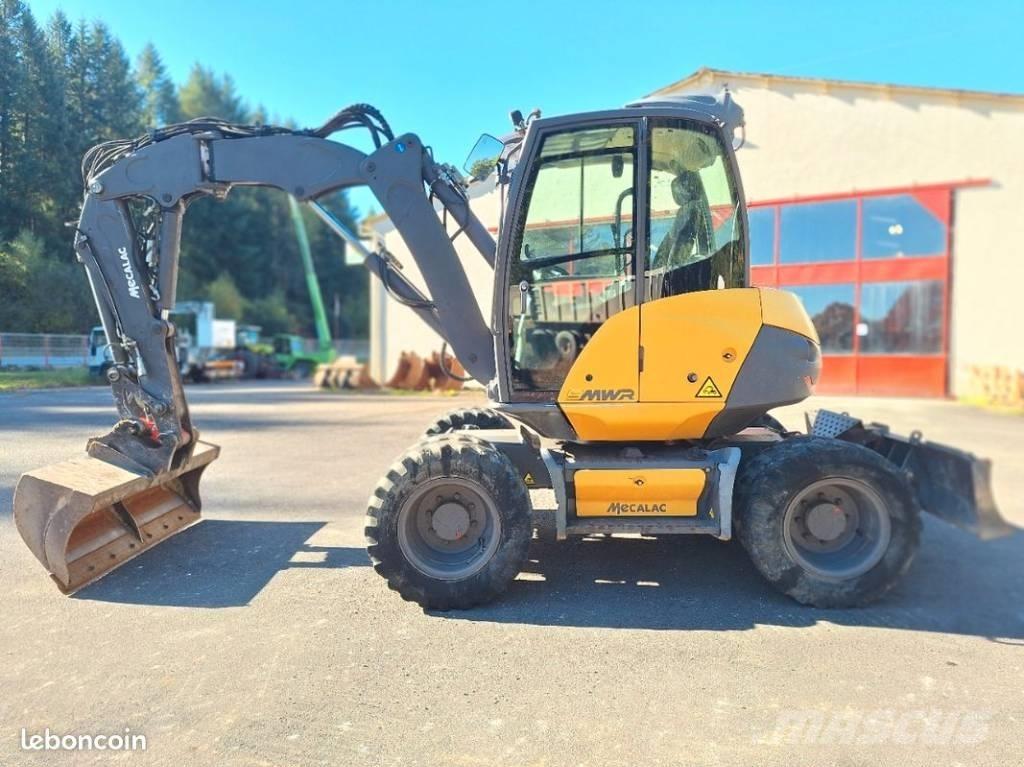 Mecalac 9 MWR Escavatori gommati