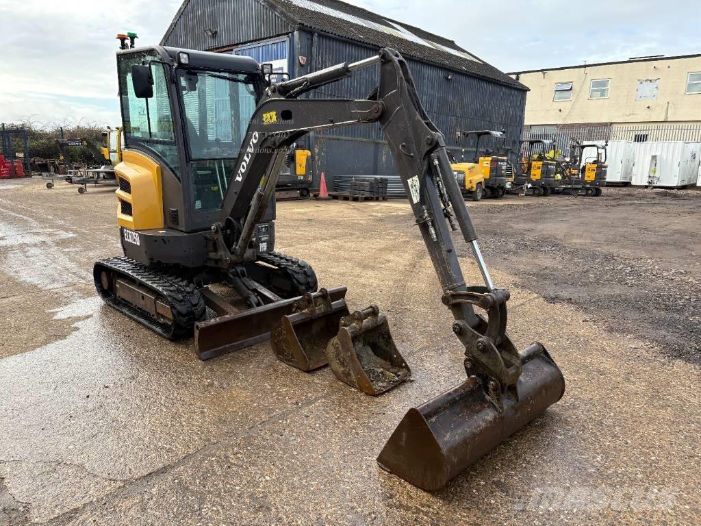 Volvo ECR 25 D Miniescavatori