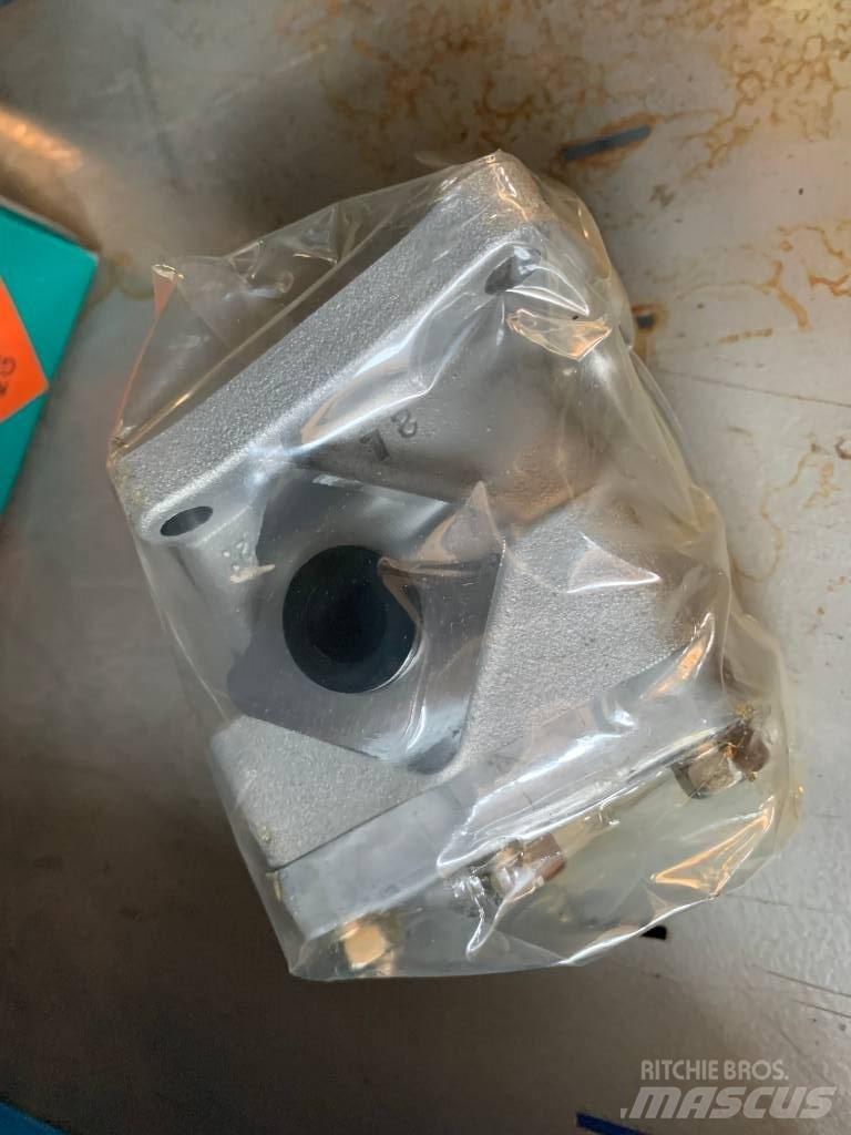 Kramer Pumpe Z600 Pale gommate