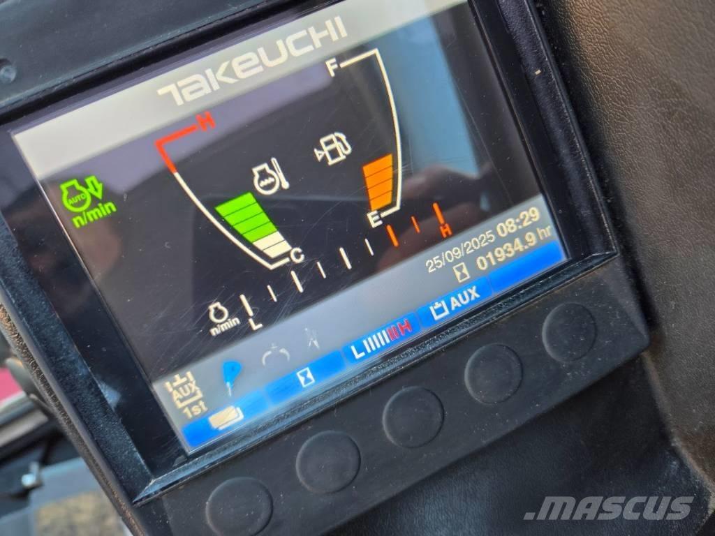 Takeuchi TB230 + HS03 Miniescavatori