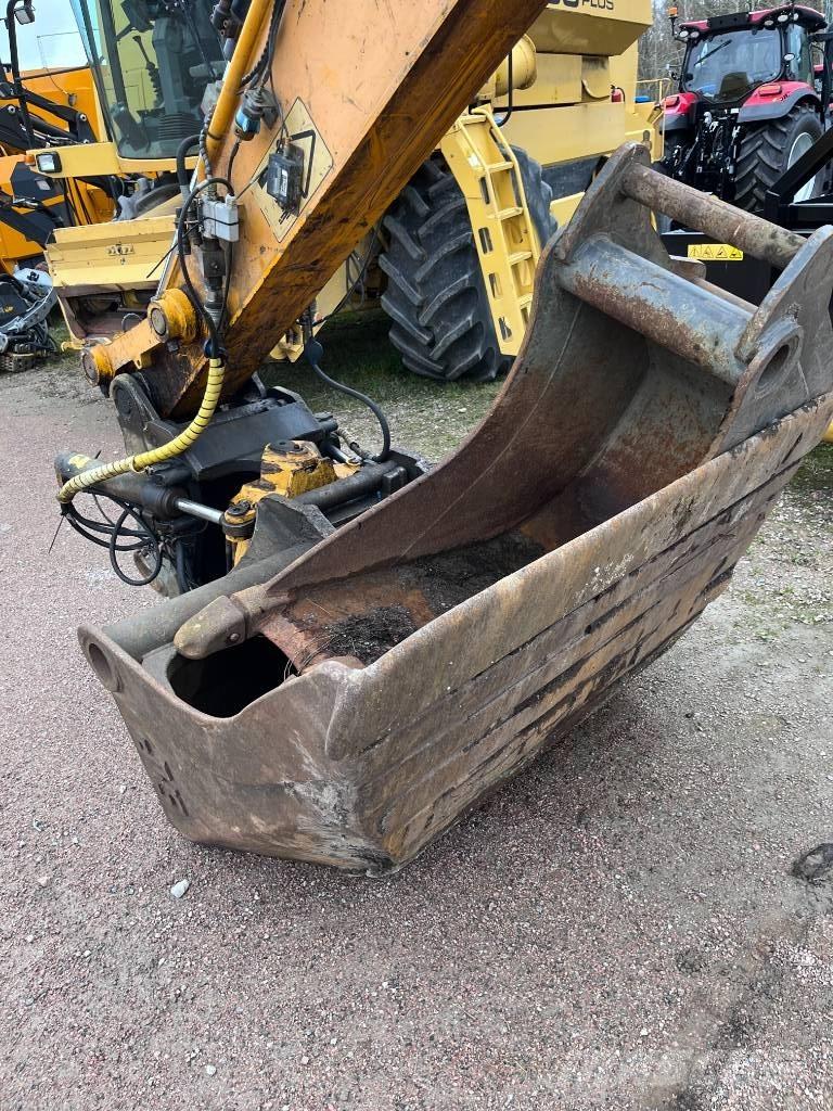 JCB 220LC Escavatori cingolati