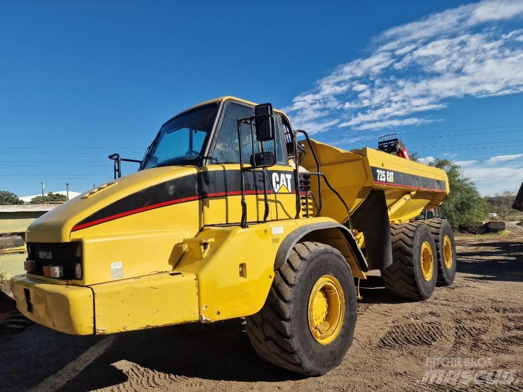 CAT 725 Dumpers articolati