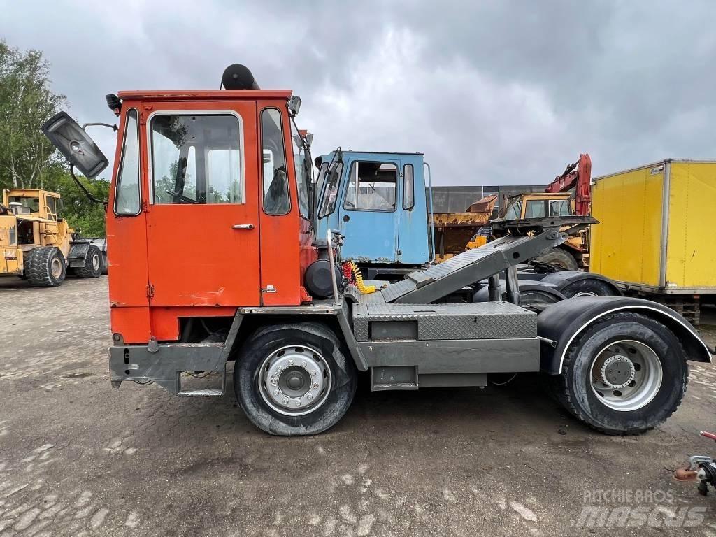 Bollnäs BT25T Trattori portuali