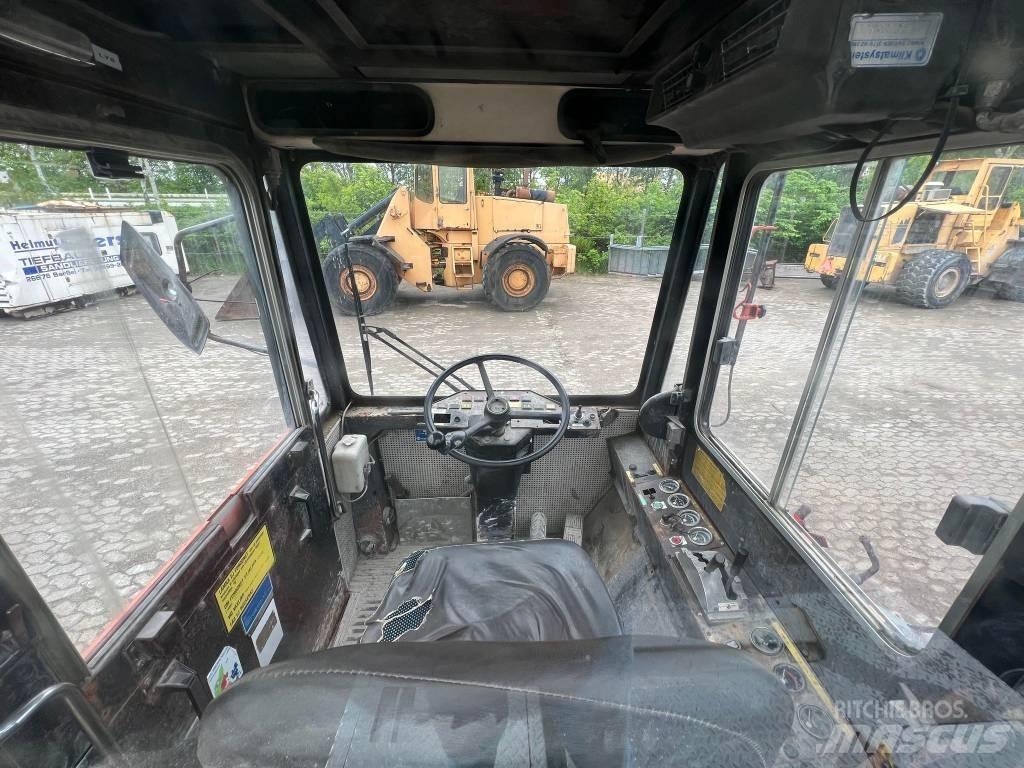 Bollnäs BT25T Trattori portuali