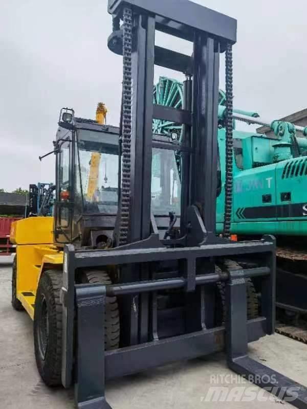 Komatsu FD 160 Carrelli elevatori diesel