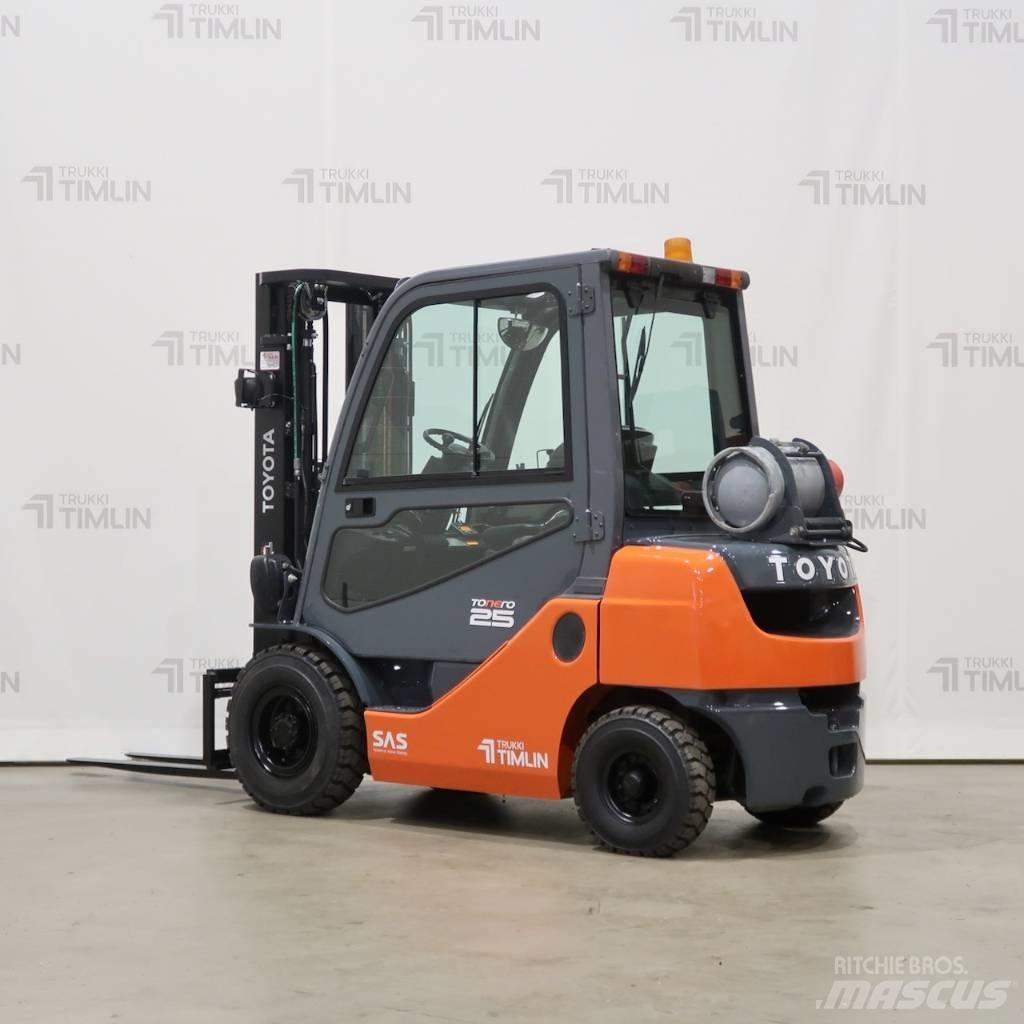 Toyota 02-8FGF25 Carrelli elevatori GPL