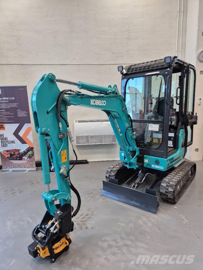 Kobelco SK 17 SR-3E Miniescavatori