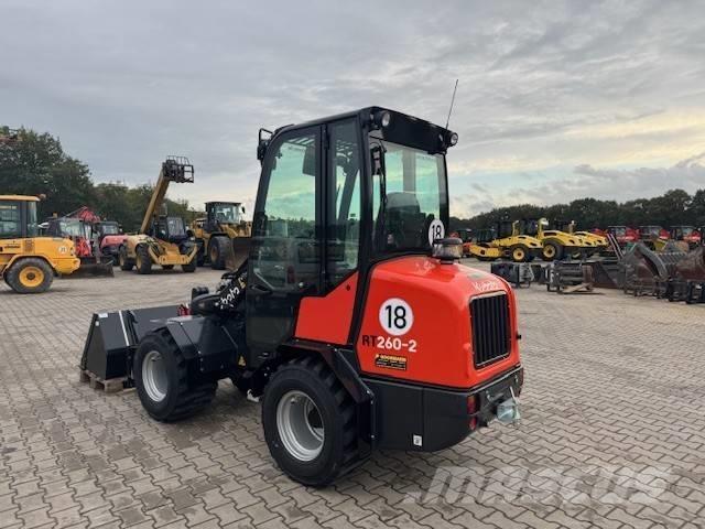 Kubota RT 260-2 Pale gommate