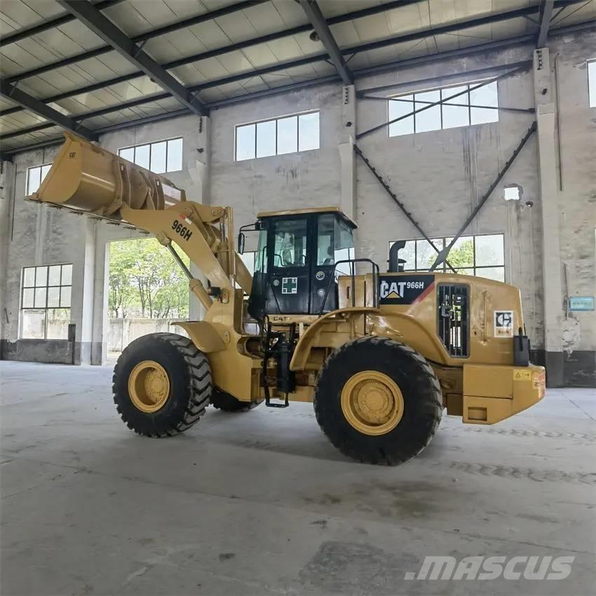 CAT 966H Pale gommate