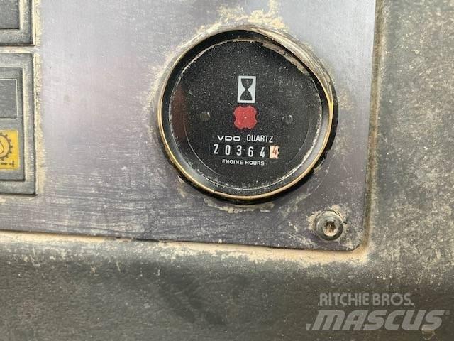 Volvo L 150 Pale gommate