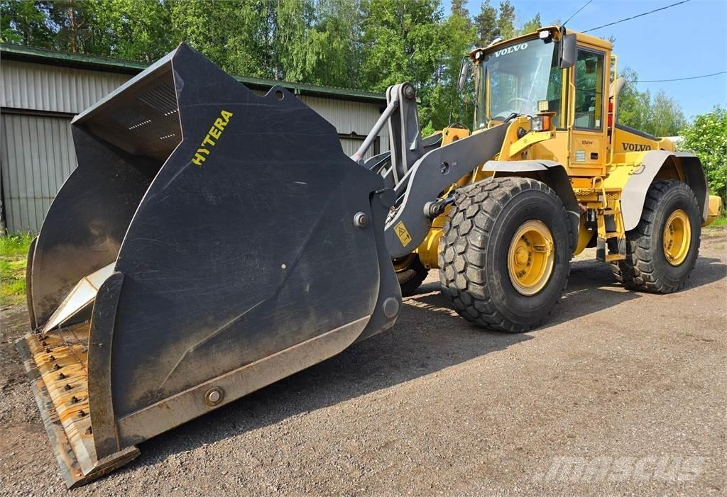 Volvo L110 E-4X4 Pale gommate
