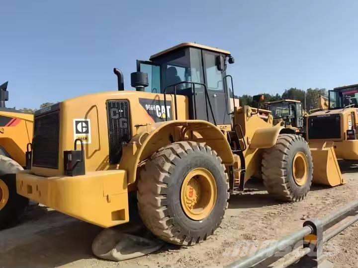 CAT 966 H Pale gommate