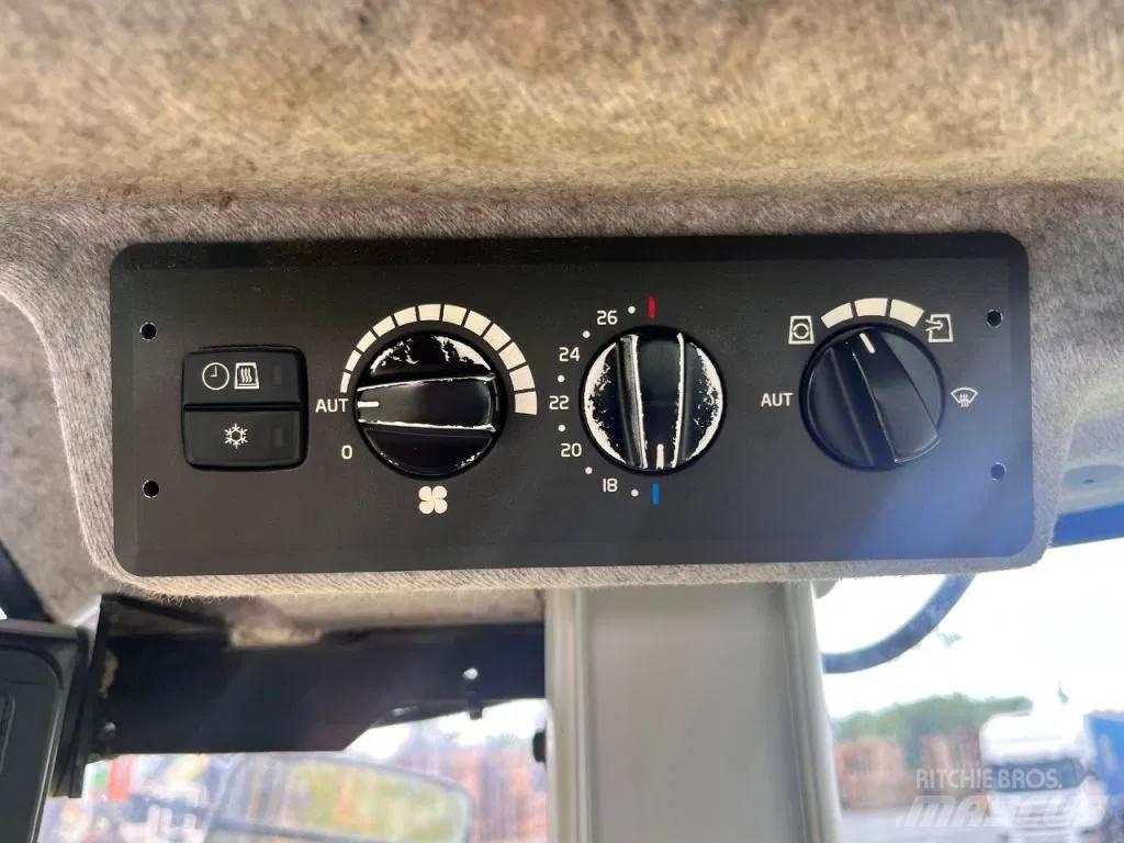 Volvo L90H Pale gommate