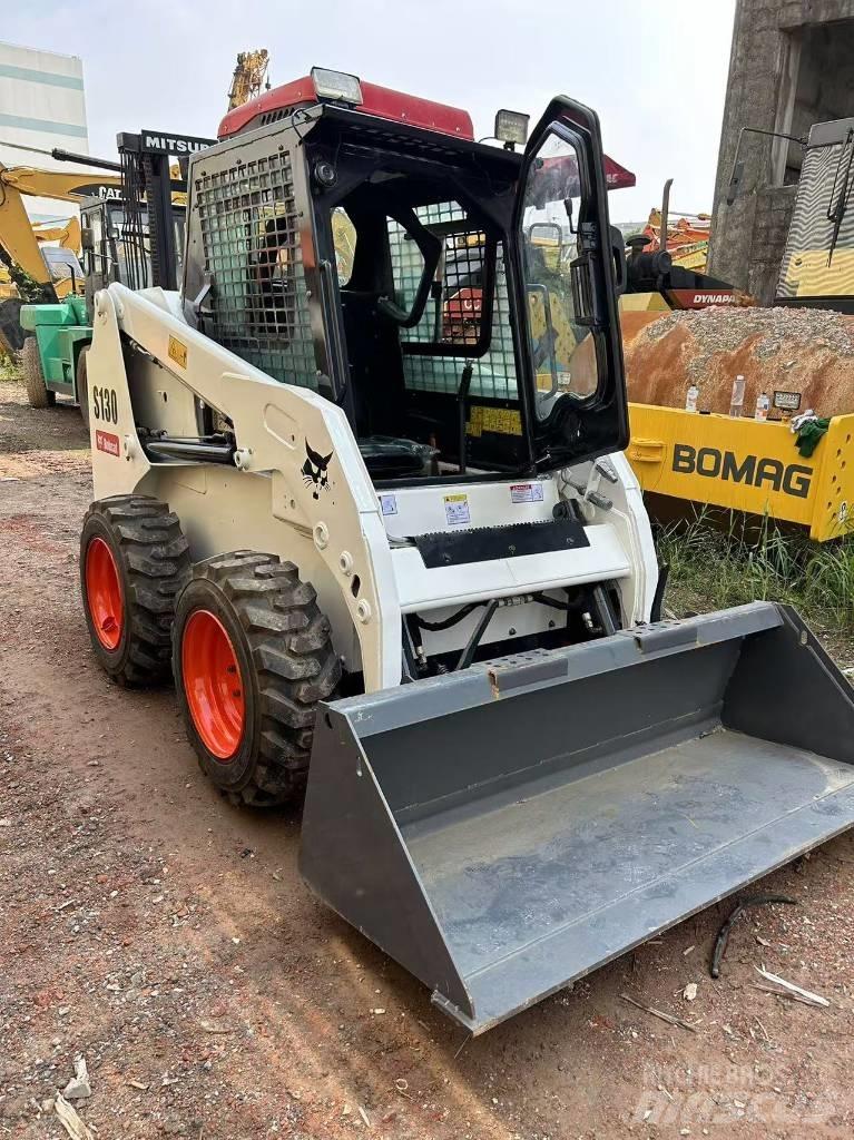Bobcat S 130 Mini Pale Gommate