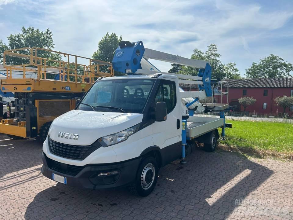 Socage 20D Piattaforme autocarrate