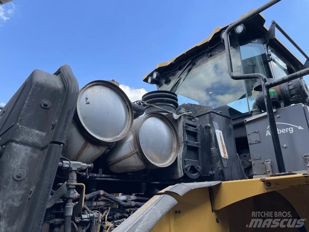 CAT 966MXE Pale gommate