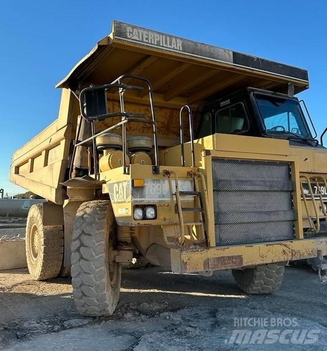 CAT 769 D Dumper a telaio rigido