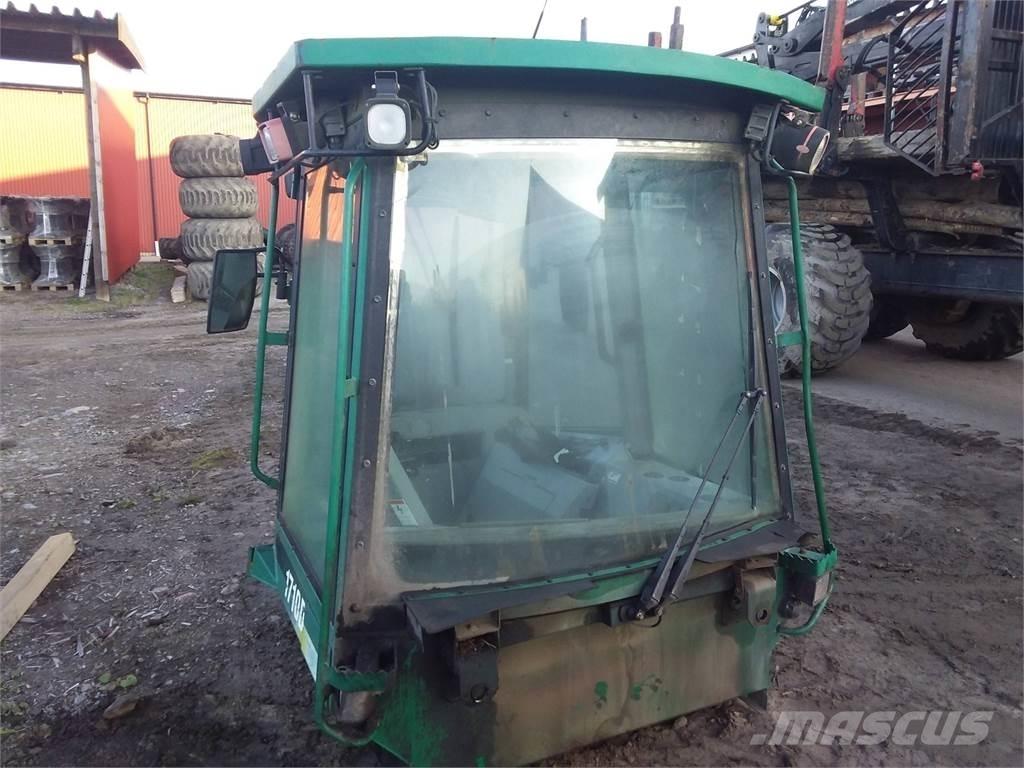 Timberjack 1710d Cabine e interni