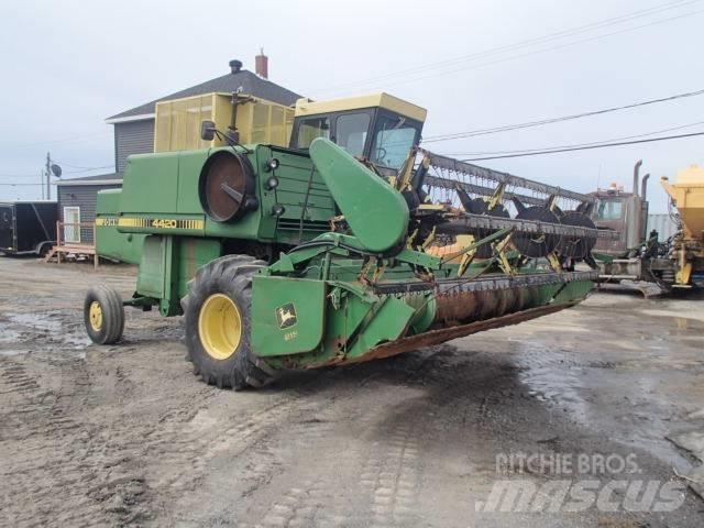 John Deere 4420 Mietitrebbiatrici