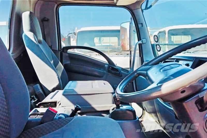 Isuzu FRR 600 AMT Camion altro