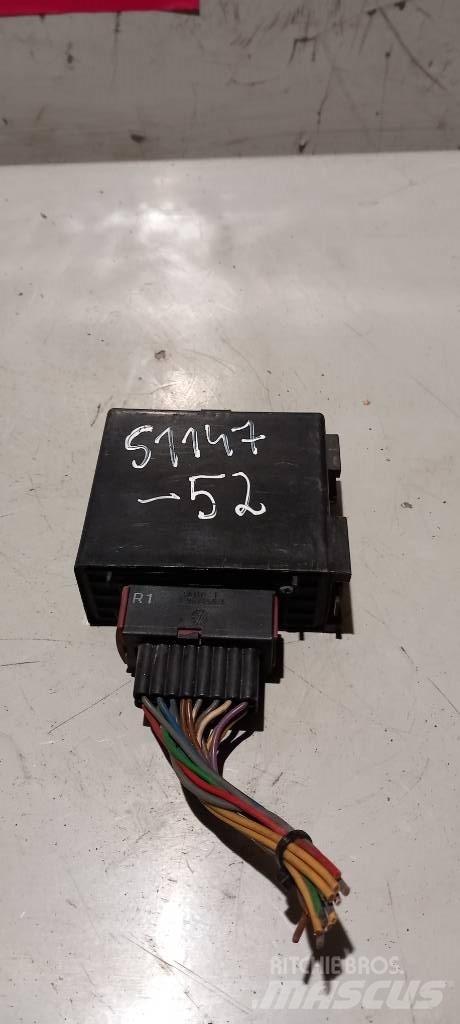 Scania 124. 1401789 Componenti elettroniche