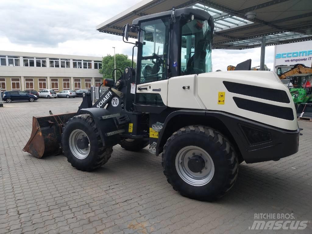Schaeff TL 100 Pale gommate