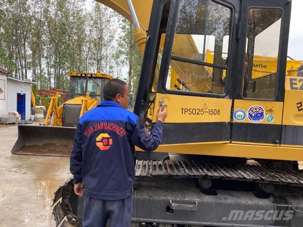CAT E 200 B Escavatori cingolati