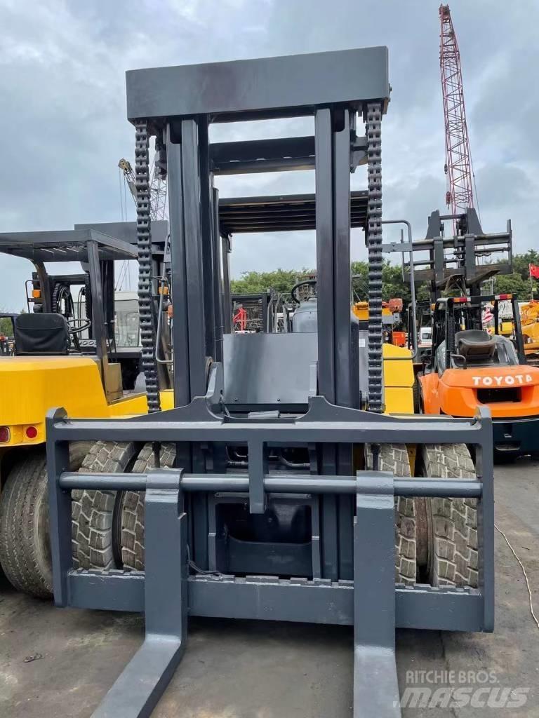Komatsu 20 Ton Carrelli elevatori diesel