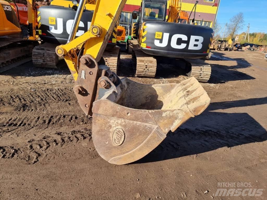 JCB JS 130 LC T4i Escavatori cingolati