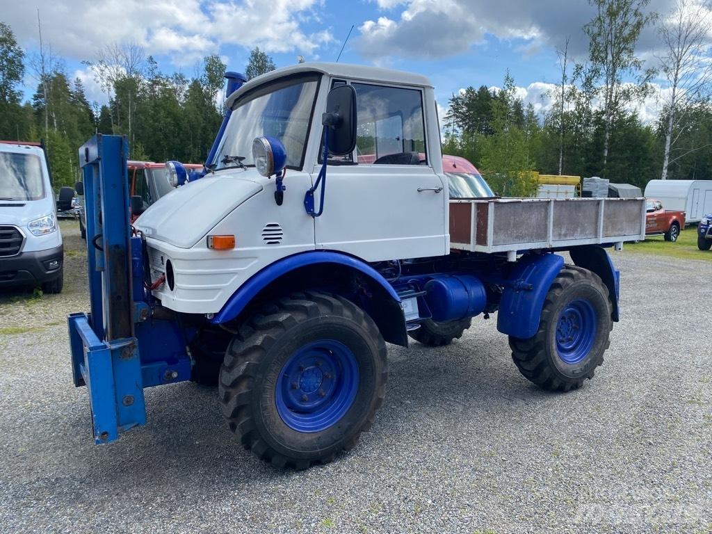 Mercedes-Benz Unimog Camion altro