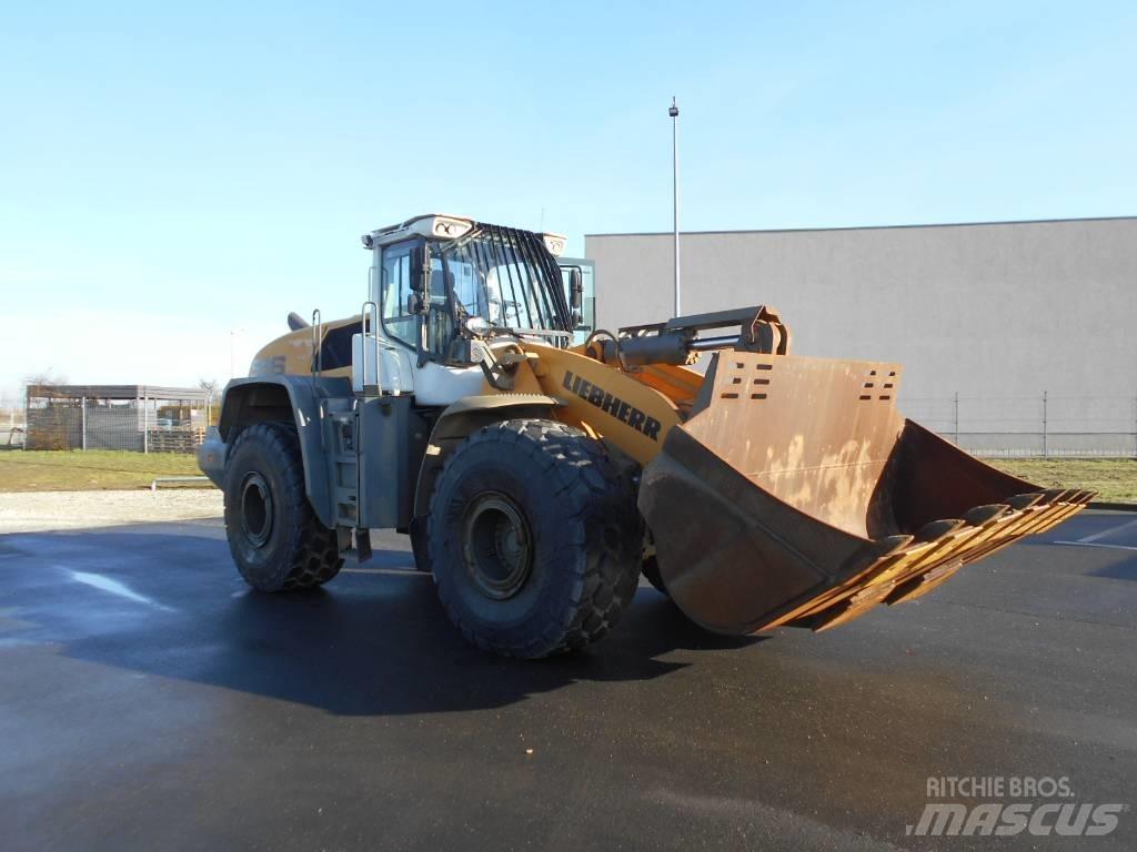 Liebherr L 586 Pale gommate