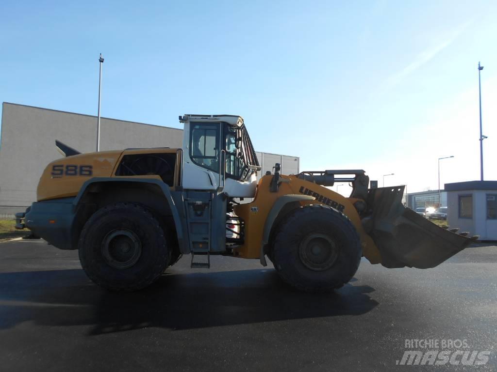 Liebherr L 586 Pale gommate