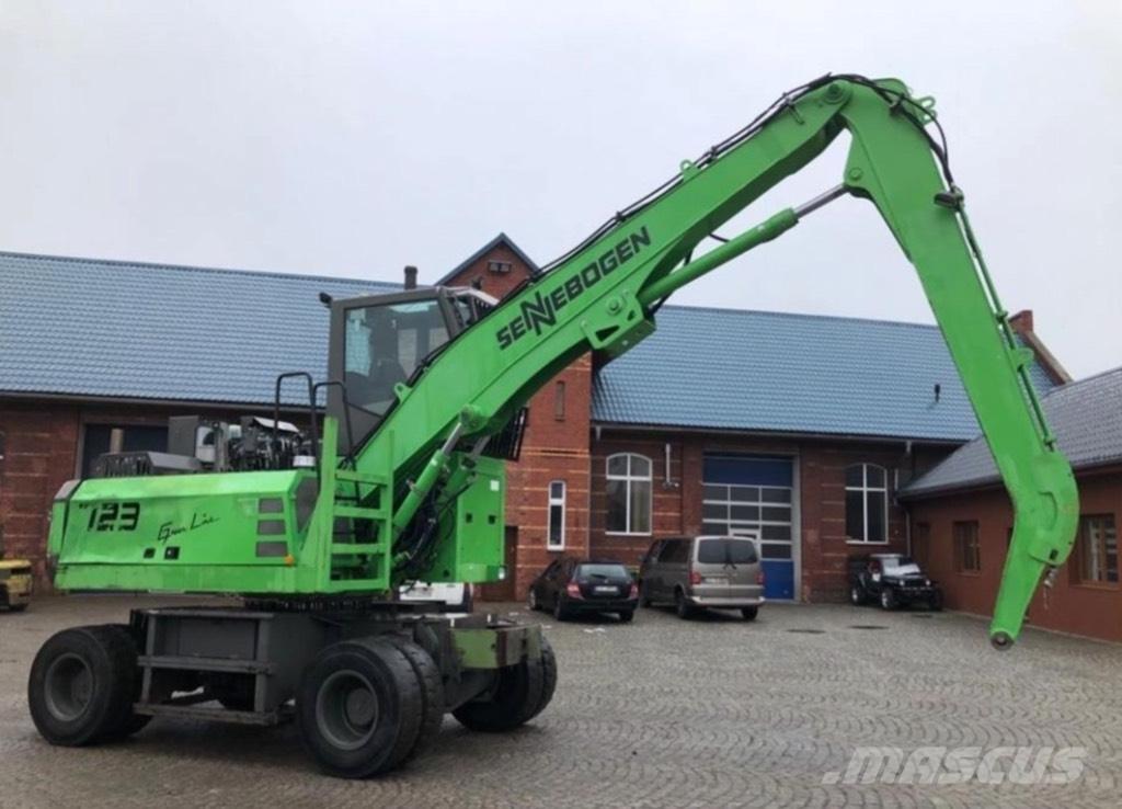 Sennebogen 723 Pale gommate