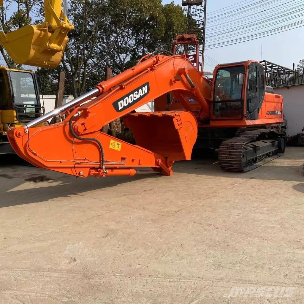 Doosan DX 300 LC Escavatori cingolati