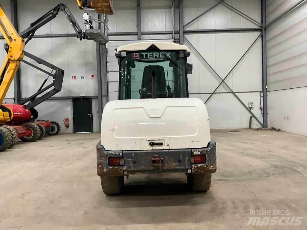 Terex TL 70 Pale gommate