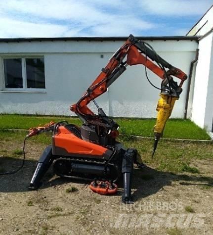 Husqvarna DXR140 Miniescavatori