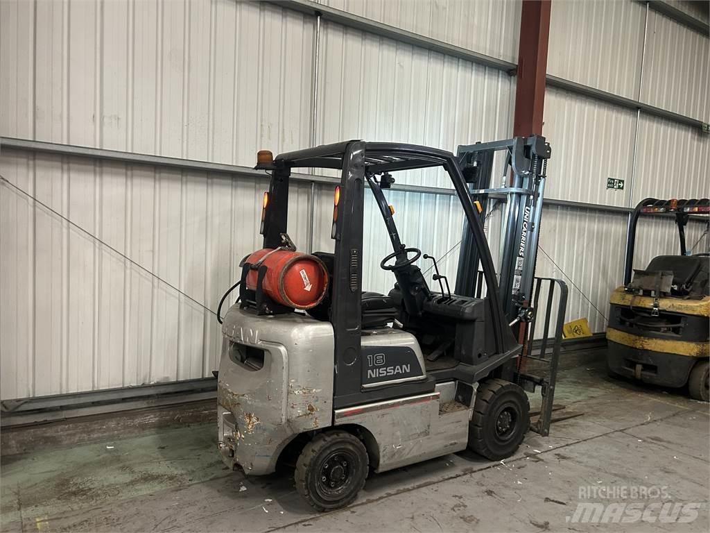 Nissan P1D1A18LQ Carrelli elevatori GPL