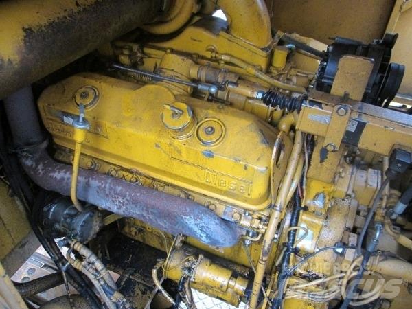 JCB JS 450LC Trivelle per fondazioni