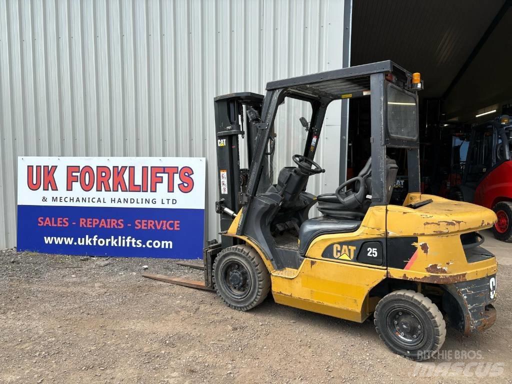 CAT DP 25 NT Carrelli elevatori diesel