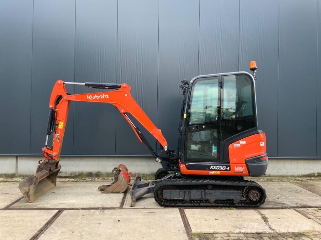 Kubota KX 030-4 Miniescavatori