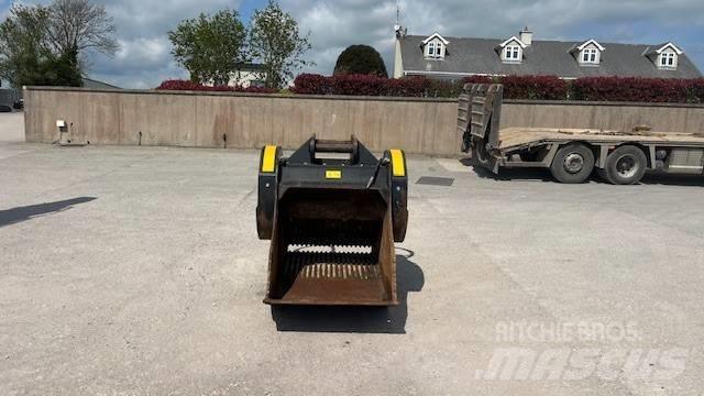 MB Crusher BF 90.3 Benne frantumatrici