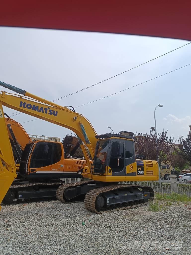 Komatsu PC 200 Escavatori cingolati