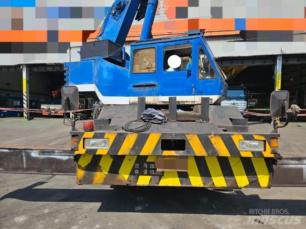 Kobelco RK 250 Gru per terreni difficili
