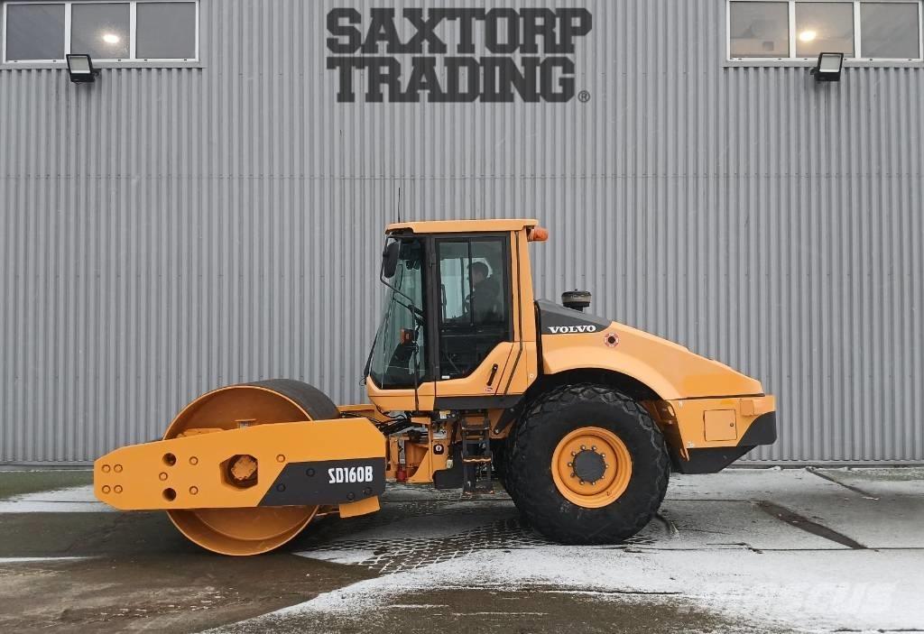 Volvo SD160 B, Vält Rulli gommati