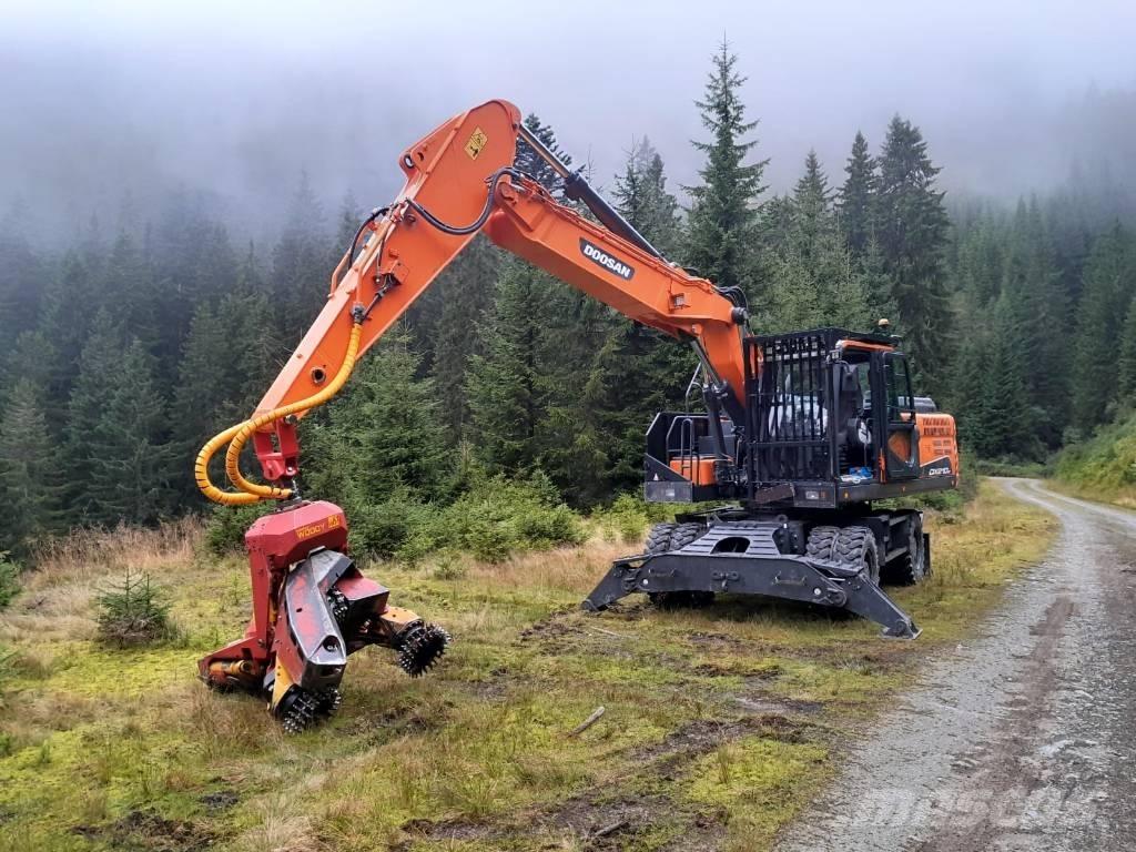 Doosan DX 210 W Escavatori forestali