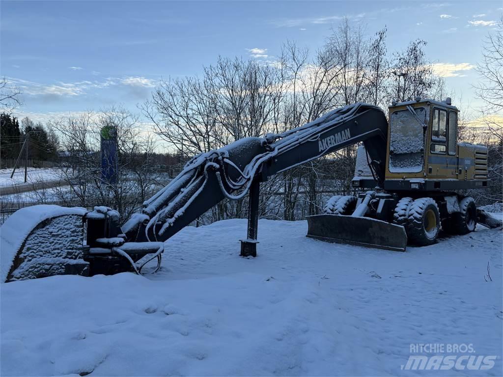 Åkerman EW200/2500 Escavatori gommati