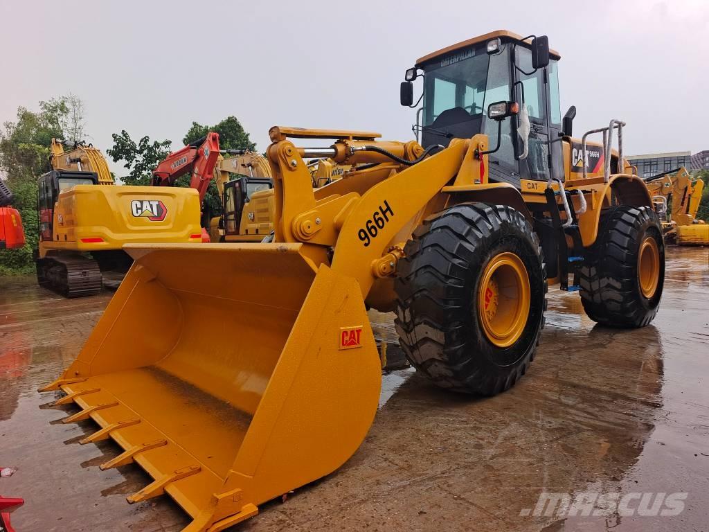 CAT 966 H Pale gommate