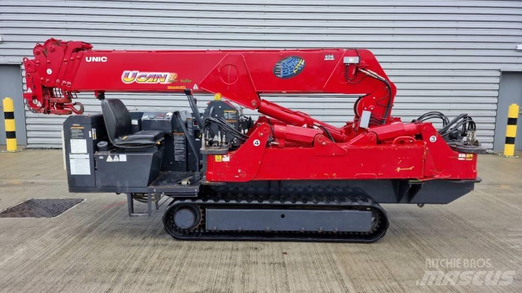 Unic URW-506 CDMER Mini gru